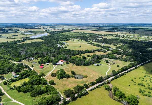 5 Acres of Residential Land for Sale in Waco, Texas
