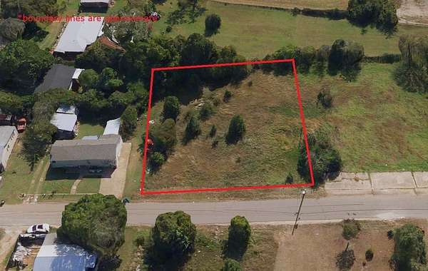 0.59 Acres of Mixed-Use Land for Sale in Bellmead, Texas