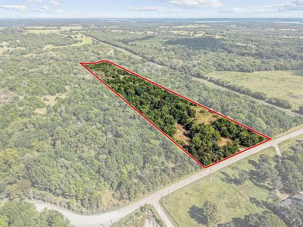 11 Acres of Recreational & Residential Land for Sale in Sadler, Texas