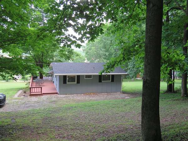 3.57 Acres of Land with Home for Sale in Mammoth Cave, Kentucky