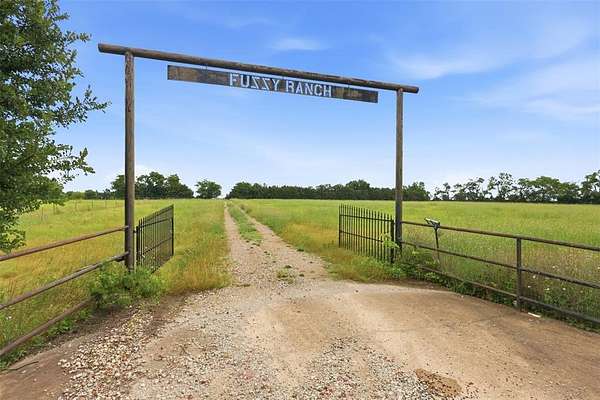 13.2 Acres of Land with Home for Lease in Princeton, Texas
