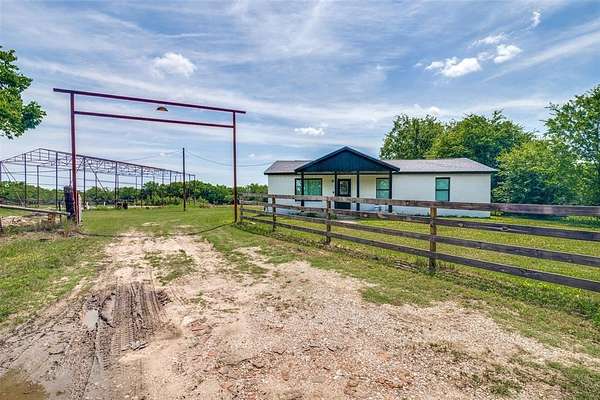 2 Acres of Land with Home for Sale in Kemp, Texas