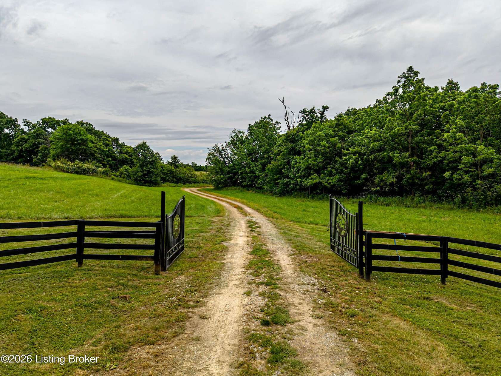 26.5 Acres of Agricultural & Residential Land for Sale in Shelbyville, Kentucky