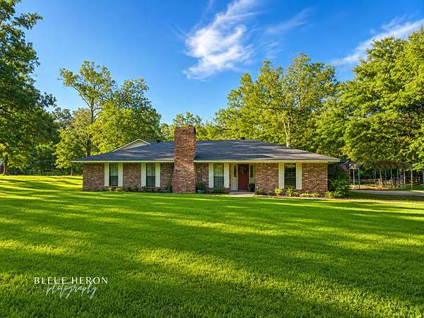 3.15 Acres of Land with Home for Sale in Shreveport, Louisiana