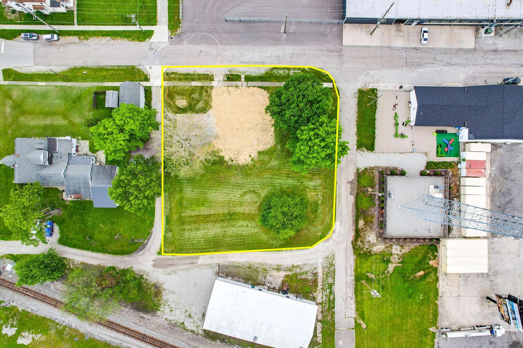 0.5 Acres of Mixed-Use Land for Sale in Wapakoneta, Ohio