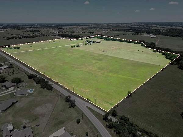 111 Acres of Land with Home for Sale in Brock, Texas