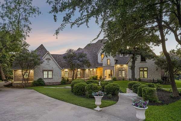 3.59 Acres of Land with Home for Sale in Little Elm, Texas