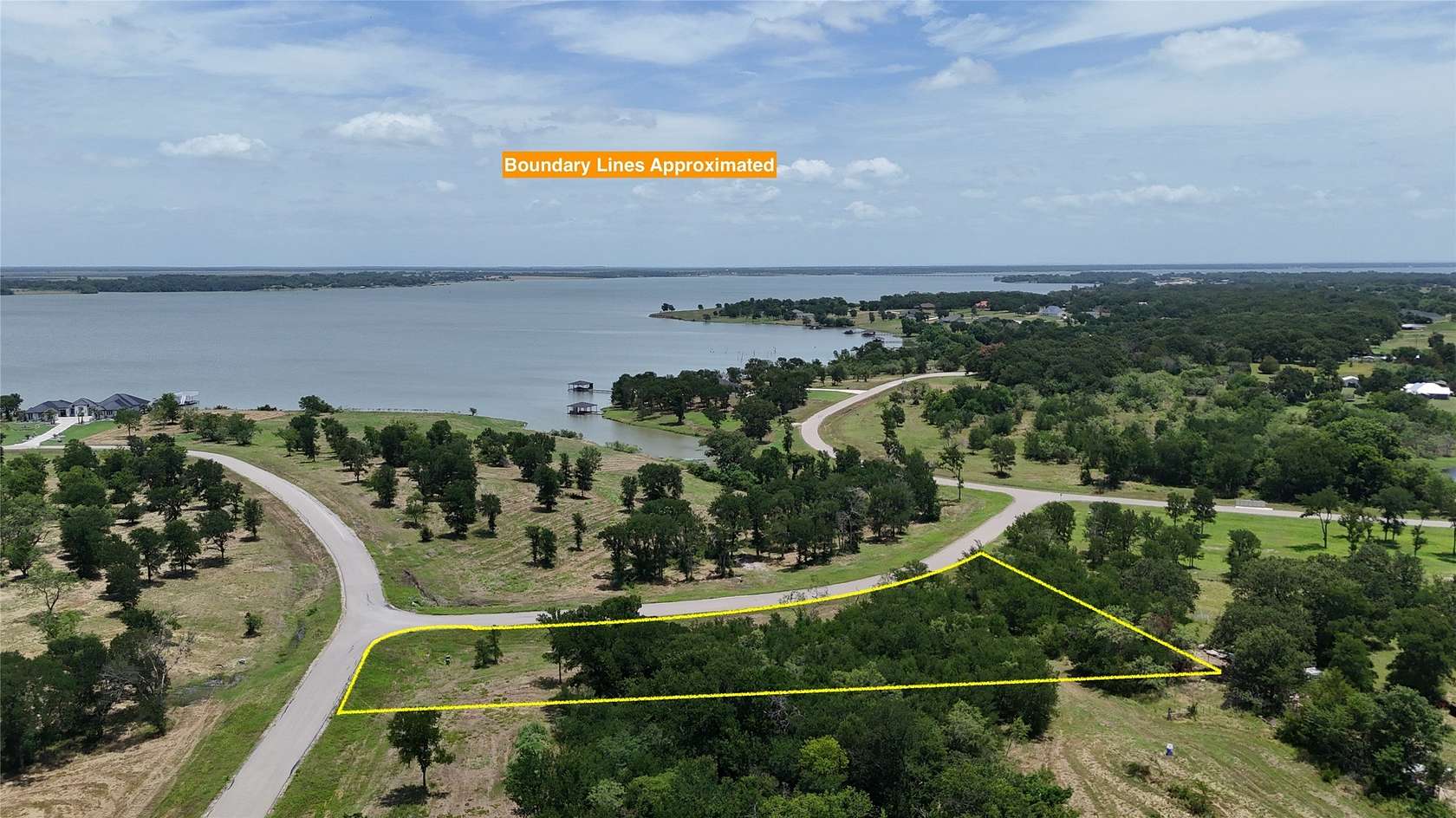 1 Acre of Residential Land for Sale in Corsicana, Texas