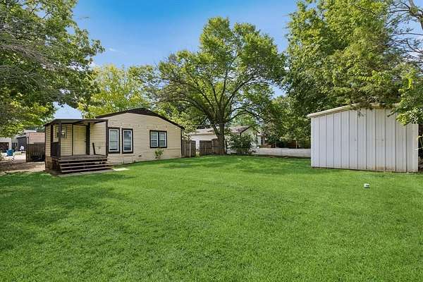 0.19 Acres of Residential Land for Sale in Grapevine, Texas