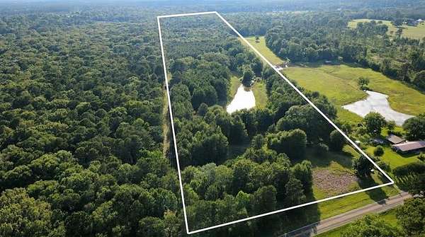 33.6 Acres of Recreational Land with Home for Sale in Shelbyville, Texas