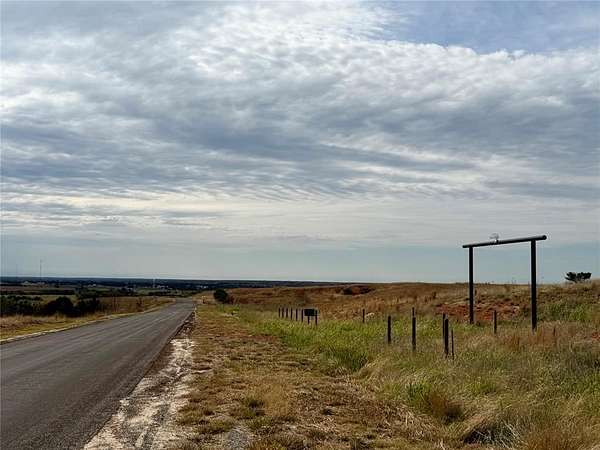 13 Acres of Land for Sale in Leedey, Oklahoma