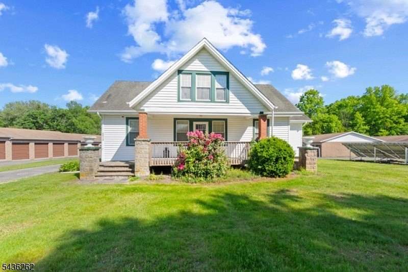 3.3 Acres of Land with Home for Lease in Jefferson Township, New Jersey