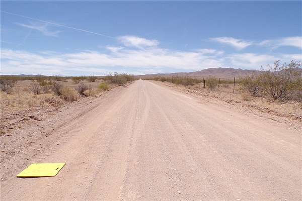 1.67 Acres of Residential Land for Sale in Dolan Springs, Arizona