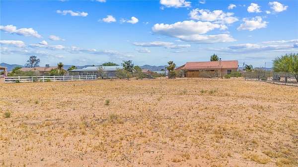 0.5 Acres of Residential Land for Sale in Golden Valley, Arizona