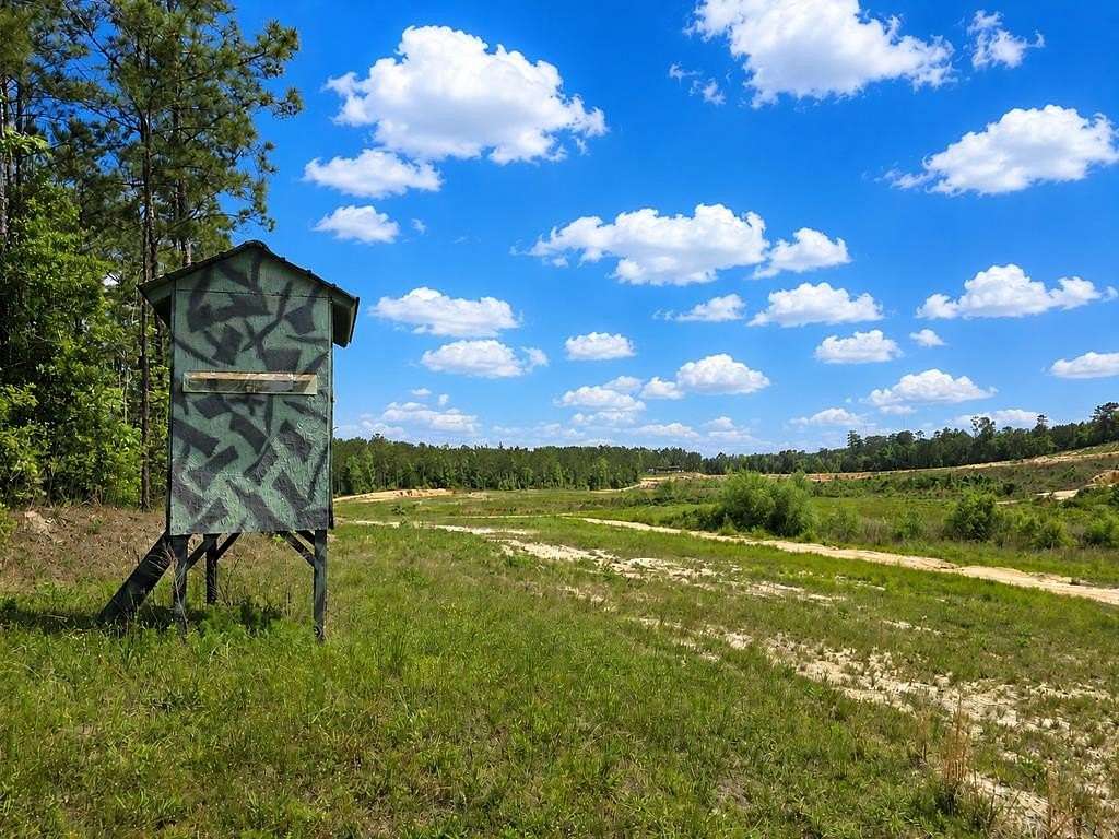 99.9 Acres of Recreational Land with Home for Sale in Jasper, Texas