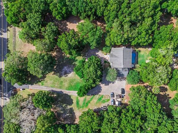 10 Acres of Recreational Land with Home for Sale in Apopka, Florida