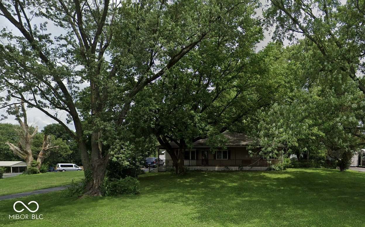 0.89 Acres of Improved Mixed-Use Land for Sale in Greenwood, Indiana