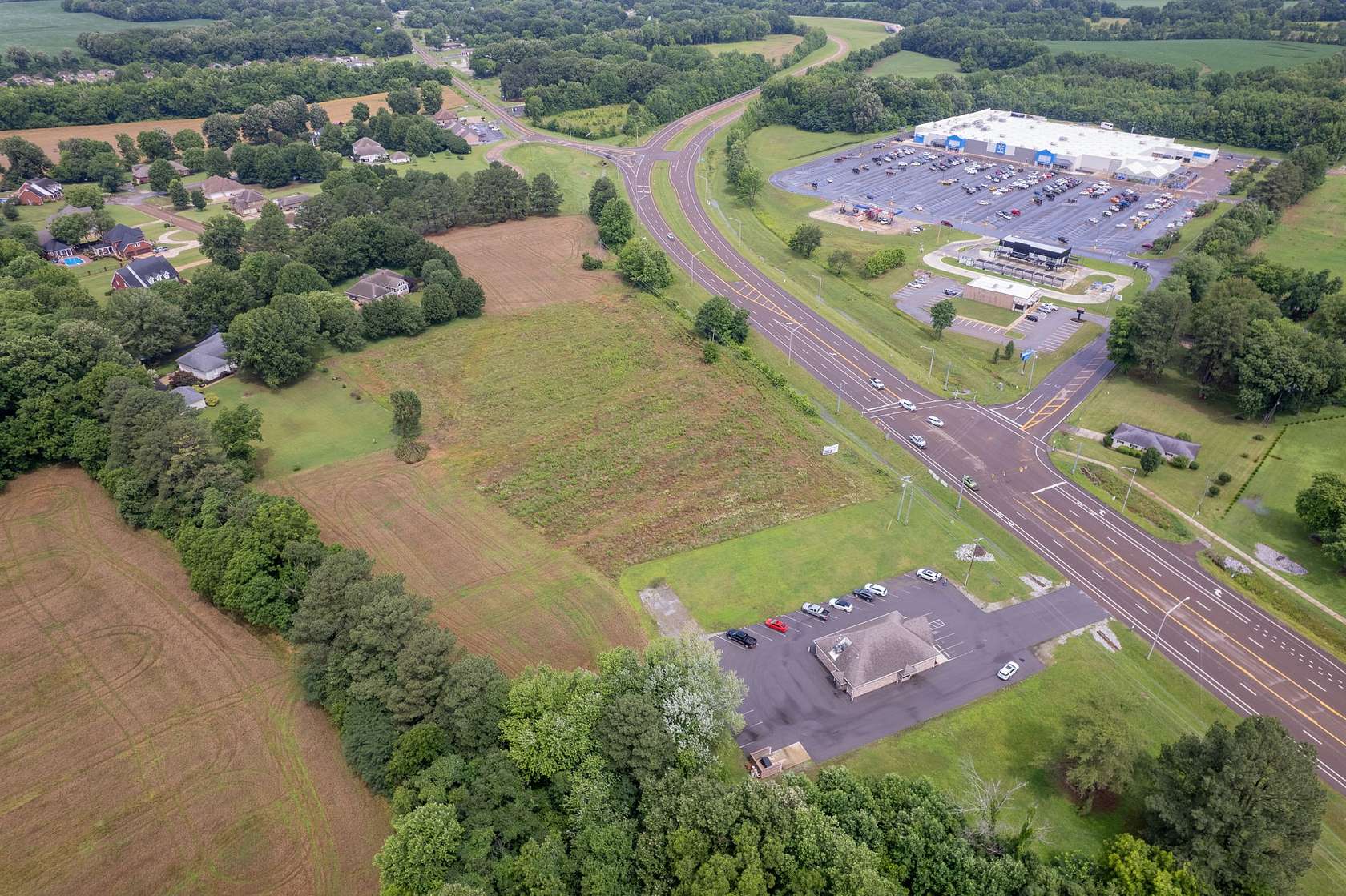 3.4 Acres of Commercial Land for Sale in Martin, Tennessee