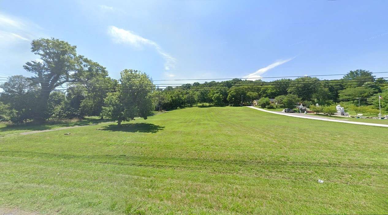 2.2 Acres of Commercial Land for Sale in Goodlettsville, Tennessee