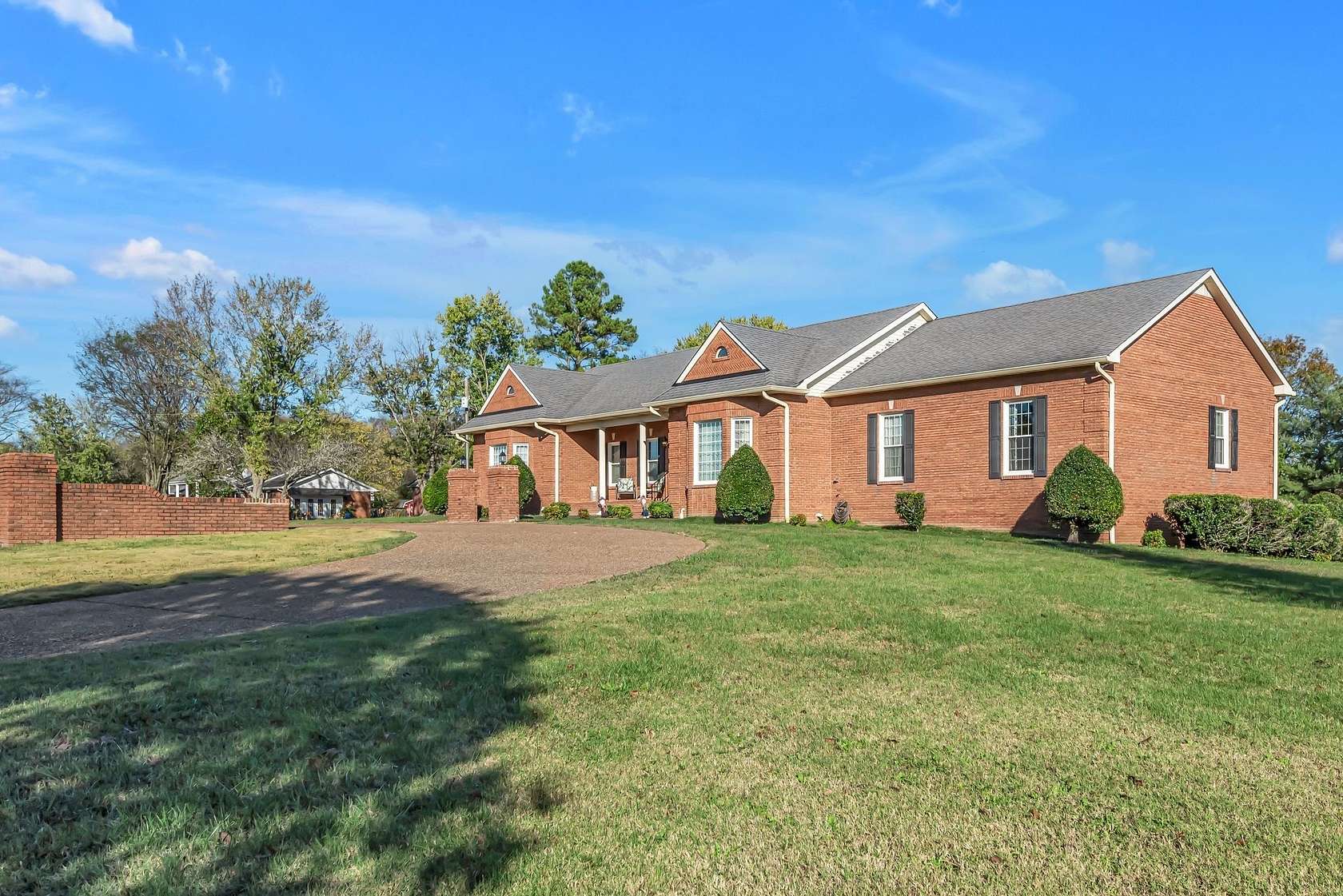 2.15 Acres of Land with Home for Sale in Gallatin, Tennessee
