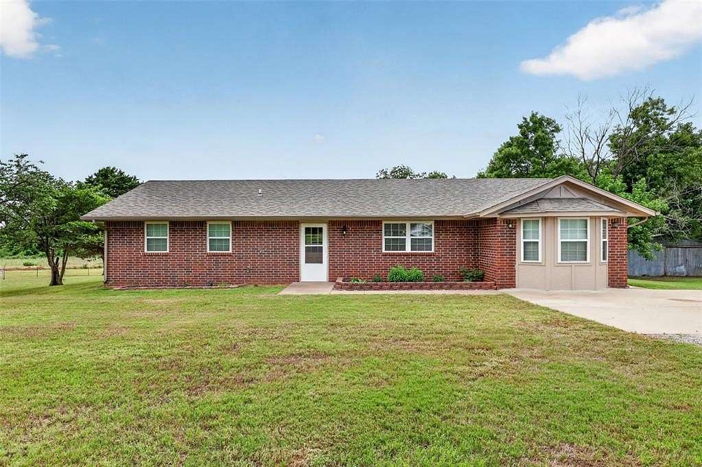 2.5 Acres of Land with Home for Sale in Chandler, Oklahoma