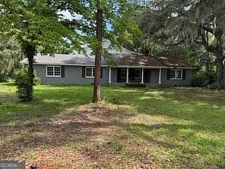 17.6 Acres of Land with Home for Sale in Folkston, Georgia
