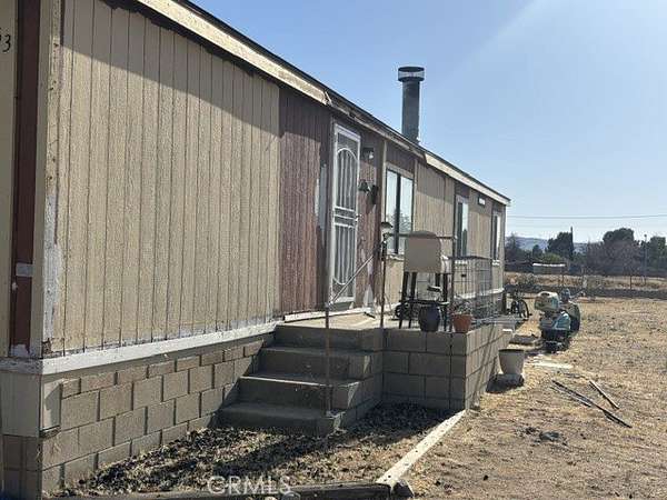 13.6 Acres of Land with Home for Sale in Palmdale, California