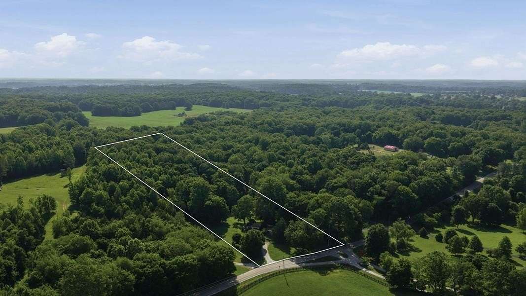 5 Acres of Land with Home for Sale in Alvaton, Kentucky