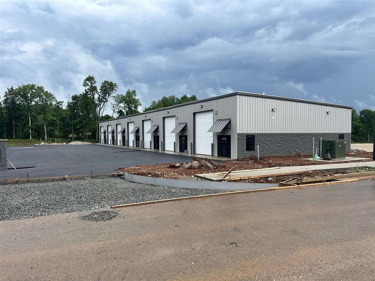 2 Acres of Mixed-Use Land for Lease in Bowling Green, Kentucky
