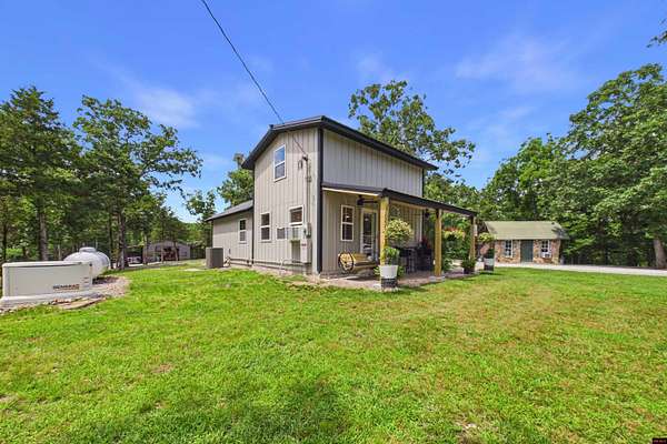 16 Acres of Recreational Land with Home for Sale in Yellville, Arkansas