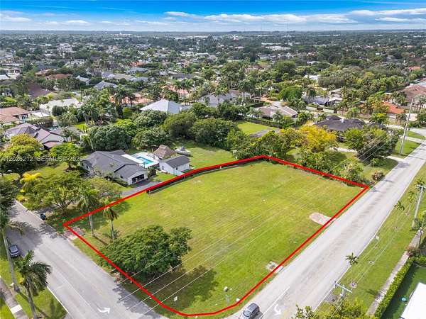 0.68 Acres of Residential Land for Sale in Miami, Florida