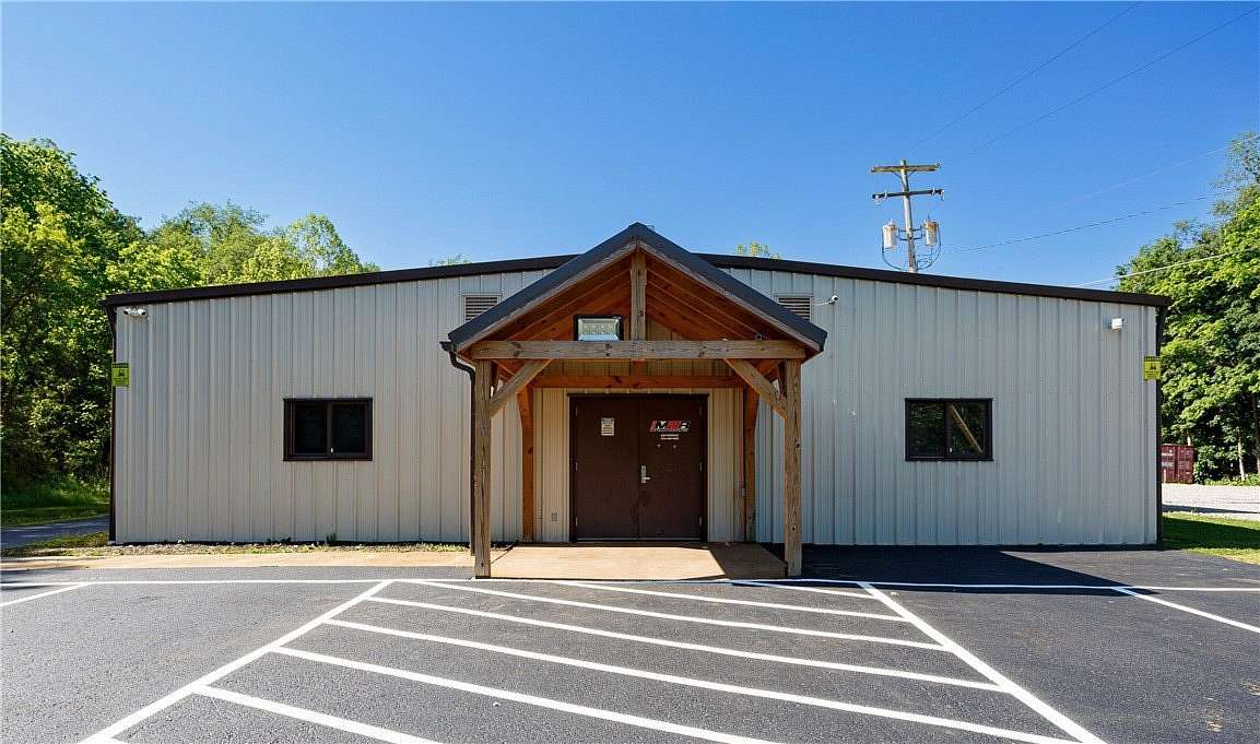 18 Acres of Commercial Land for Sale in Franklin Township, Pennsylvania
