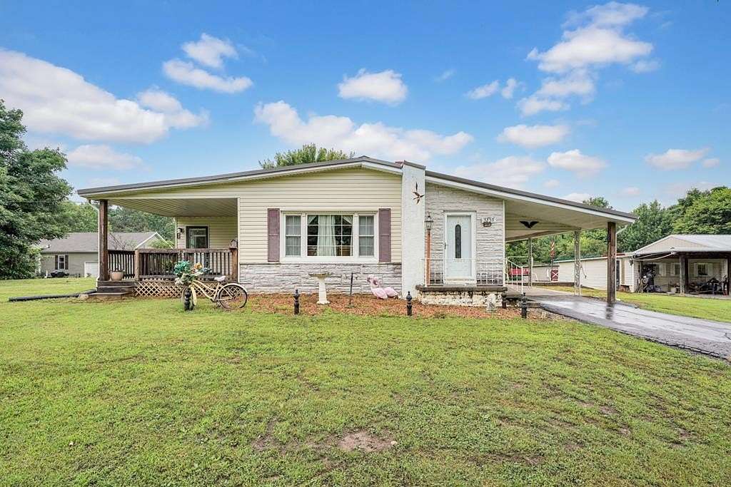 3 Acres of Land with Home for Sale in Madisonville, Kentucky