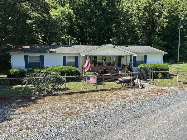 15.5 Acres of Land with Home for Sale in Dixon Springs, Tennessee