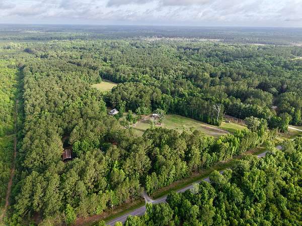30 Acres of Land with Home for Sale in Ridgeland, South Carolina