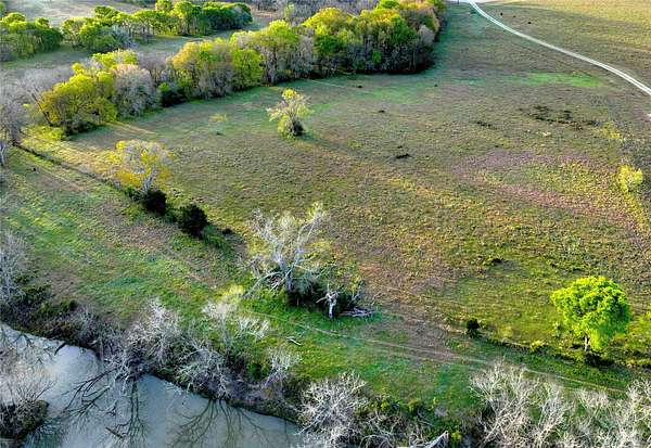10 Acres of Recreational & Residential Land for Sale in Marquez, Texas