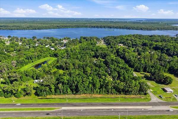 1.13 Acres of Residential Land for Sale in San Mateo, Florida