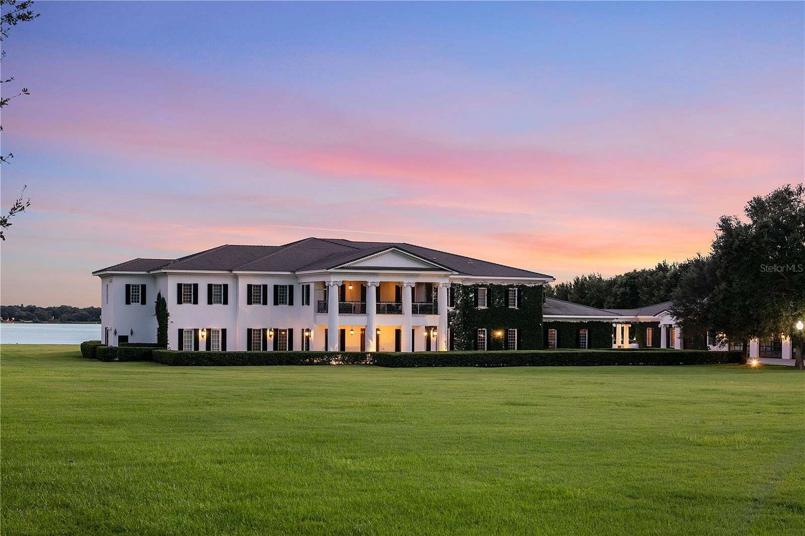 18.2 Acres of Land with Home for Sale in Windermere, Florida