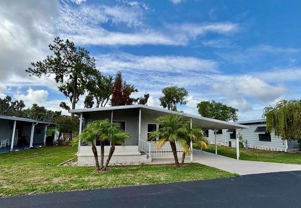 67.9 Acres of Land with Home for Lease in Lake Alfred, Florida