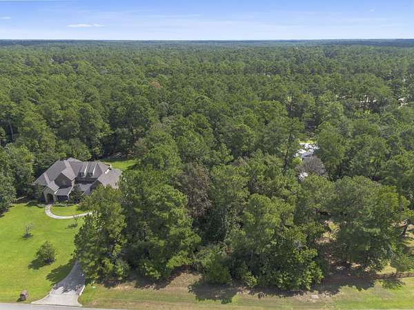 1.63 Acres of Residential Land for Sale in Montgomery, Texas