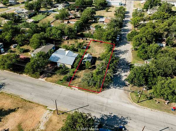 0.17 Acres of Residential Land for Sale in Brownwood, Texas