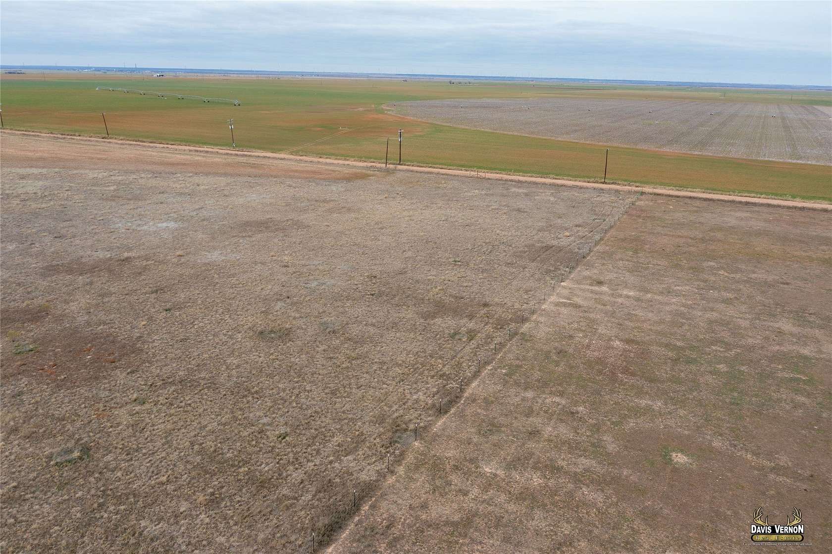 40 Acres of Agricultural & Residential Land for Sale in Munday, Texas
