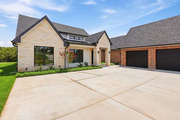 2 Acres of Land with Home for Sale in Weatherford, Texas