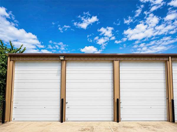 2.5 Acres of Commercial Land for Sale in Lake Dallas, Texas