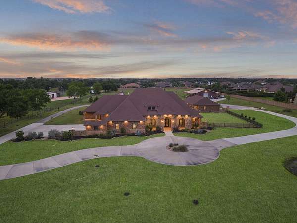 10 Acres of Land with Home for Sale in Cypress, Texas