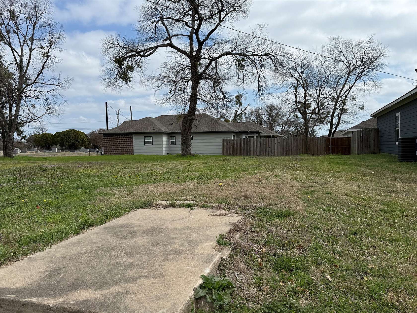 0.09 Acres of Land for Sale in Greenville, Texas