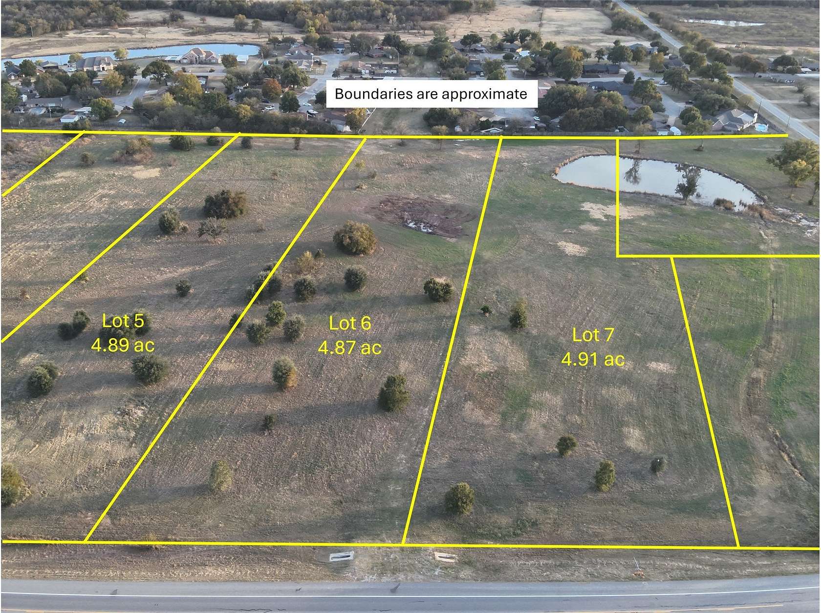 5 Acres of Residential Land for Sale in Henrietta, Texas