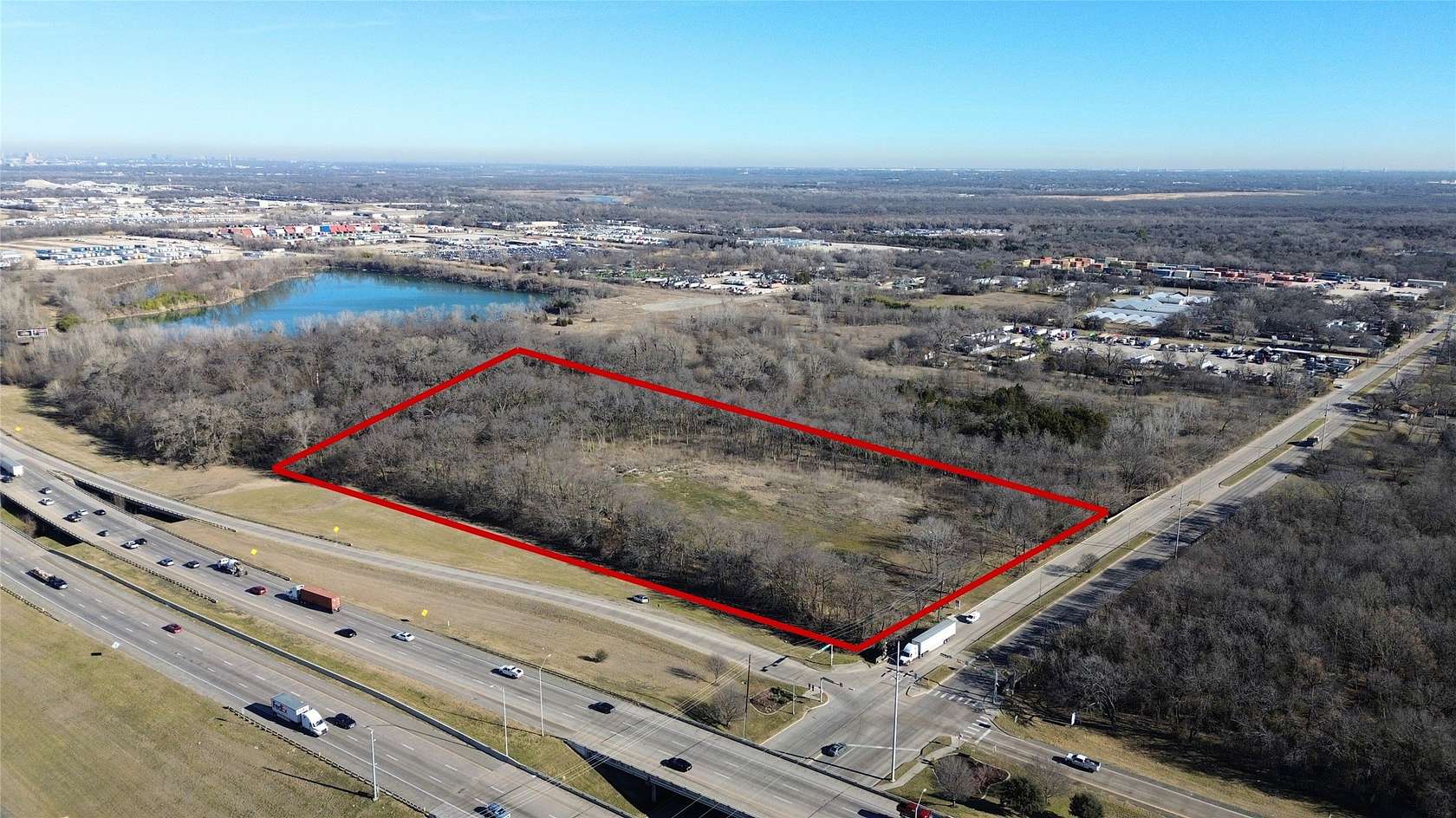 6.76 Acres of Commercial Land for Sale in Dallas, Texas