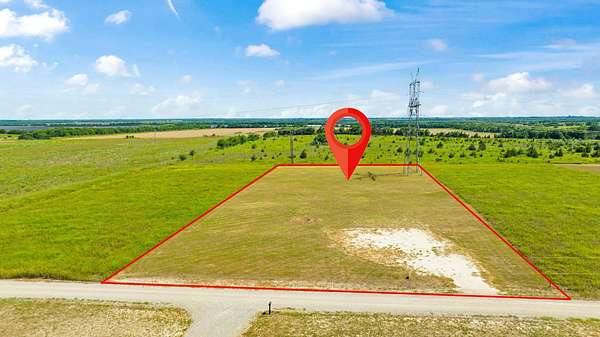 2 Acres of Residential Land for Sale in Brookston, Texas