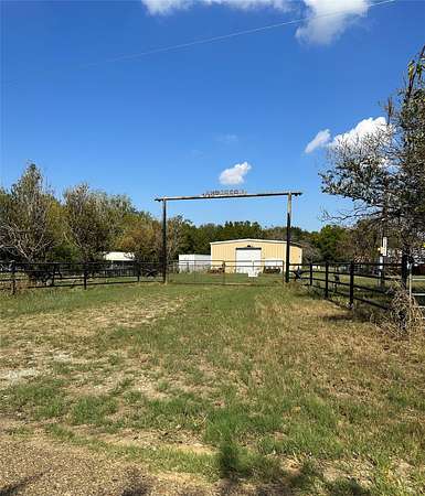 120 Acres of Land for Sale in Bremond, Texas